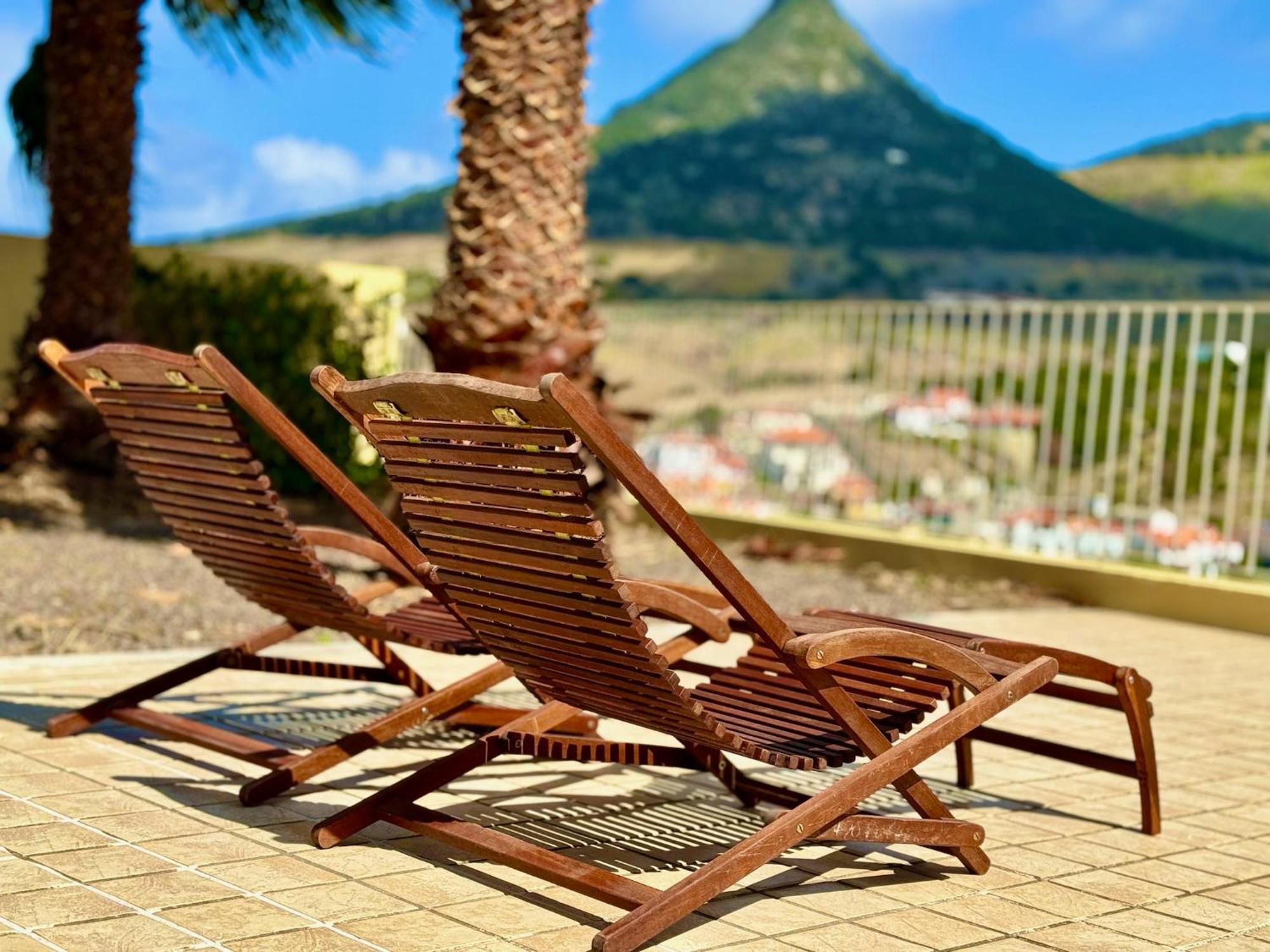 Profetas Guesthouse Porto Santo Eksteriør billede