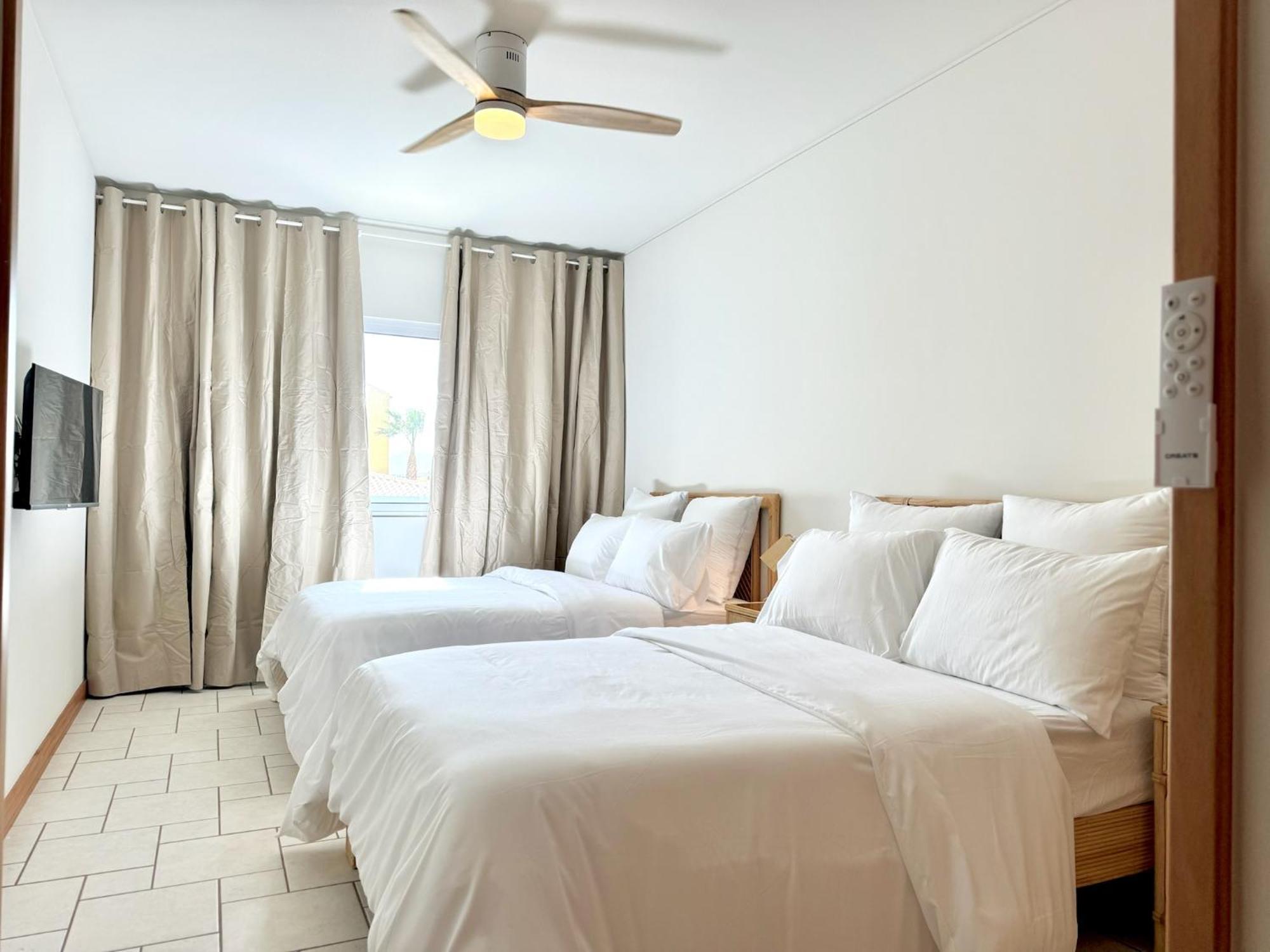 Profetas Guesthouse Porto Santo Eksteriør billede